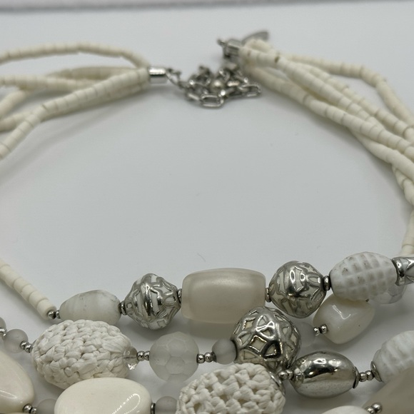 Chicos, necklace to white and silver, multi strand necklace, unique and stunning - Picture 9 of 13